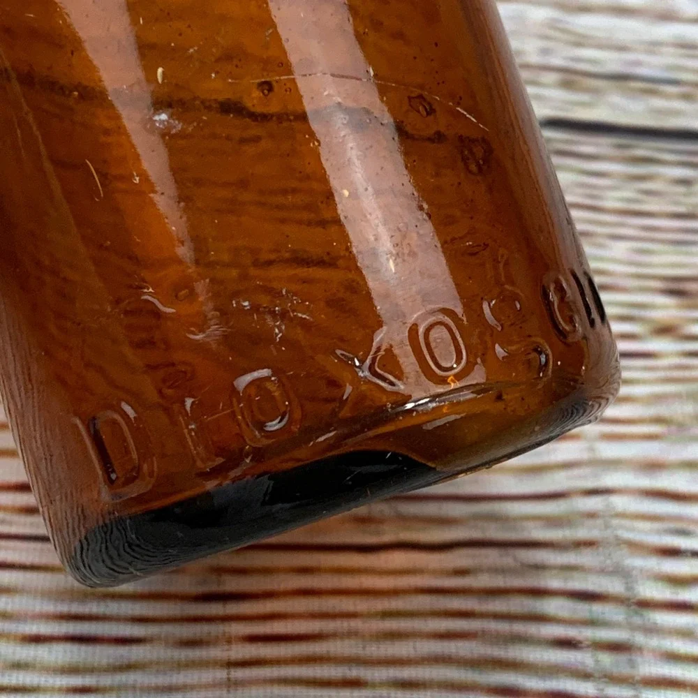 Vintage Dioxogen The Oakland Chemical Co.‎ Amber Glass Bottle Antique